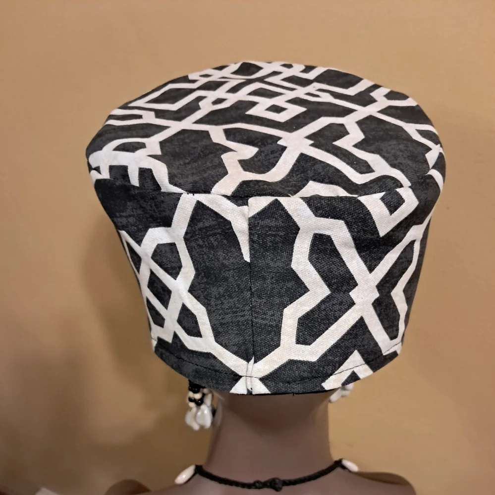 SALE ENDS IN 3 DAYS! NEW UNISEX KUFI STYLE HAT BLACK MULTI REVERSIBLE 24